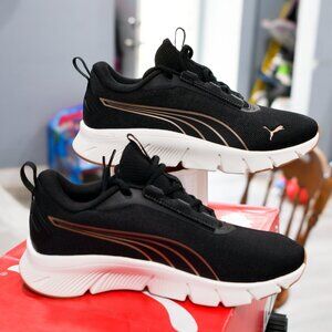 PUMA Women's Focus Lite Sneaker Shoes ~ BLACK~
